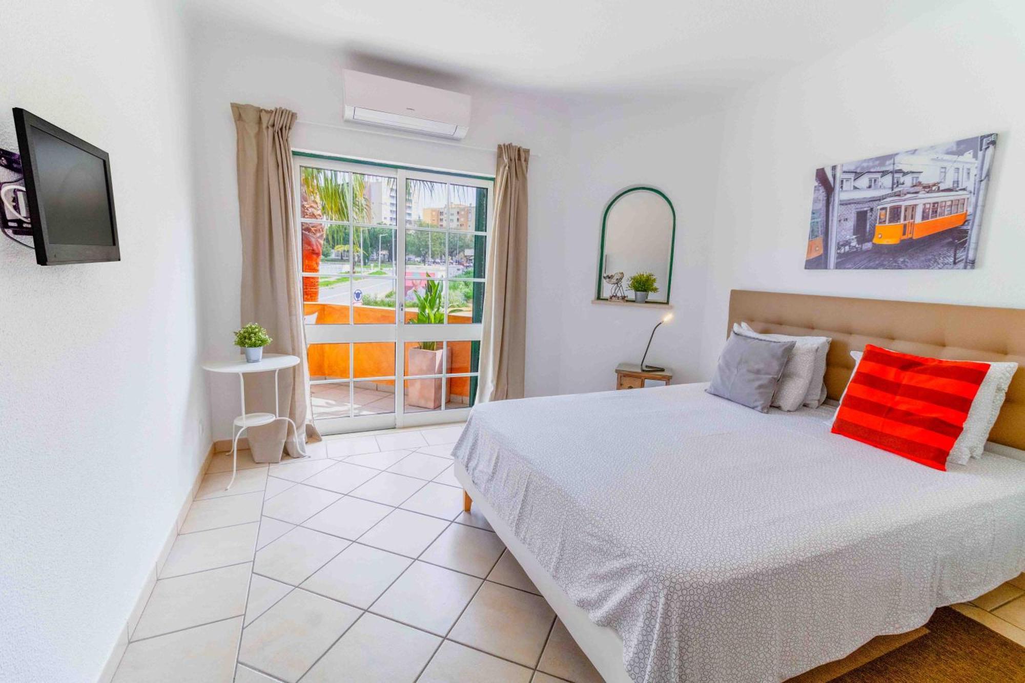Casas Novas Guesthouse - Adults Only Lagos Bagian luar foto